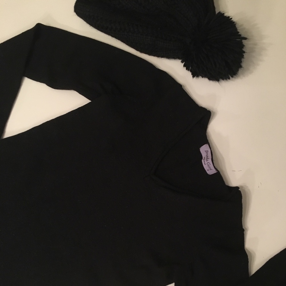 Basic V-Neck Sweater